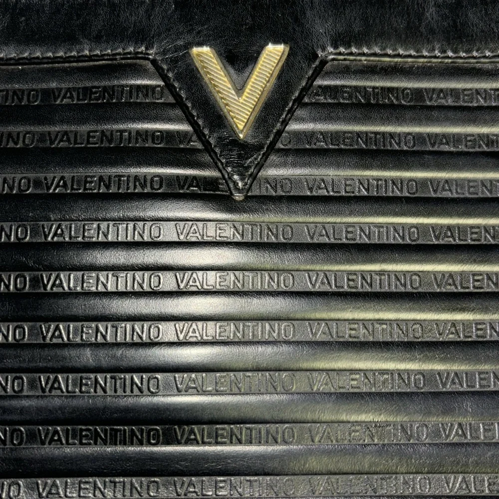 MARIO VALENTINO VINTAGE HAND BAG